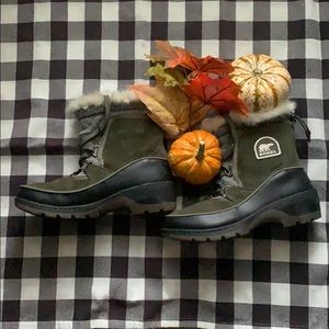 Sorel Tivoli III Nori, Sage 7.5